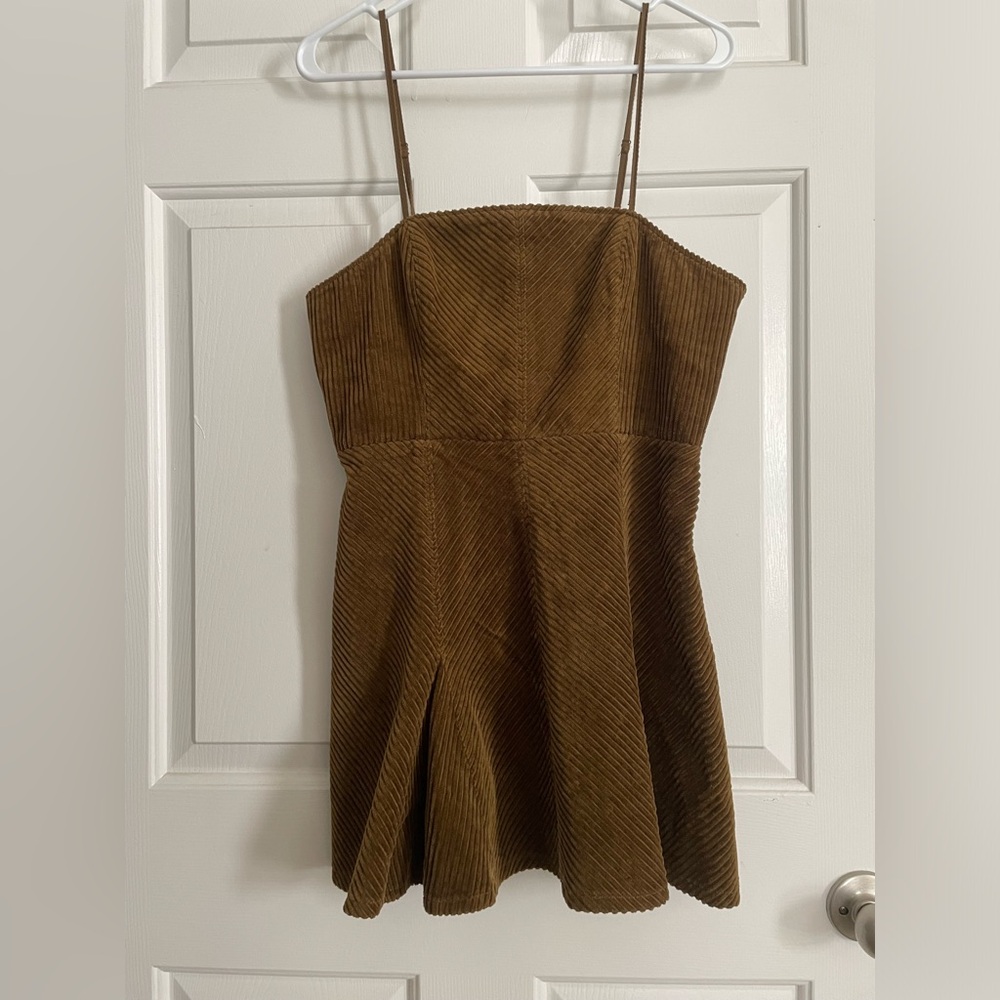 Corduroy Mini Dress 
UO Urban Outfitters Kensie Medium